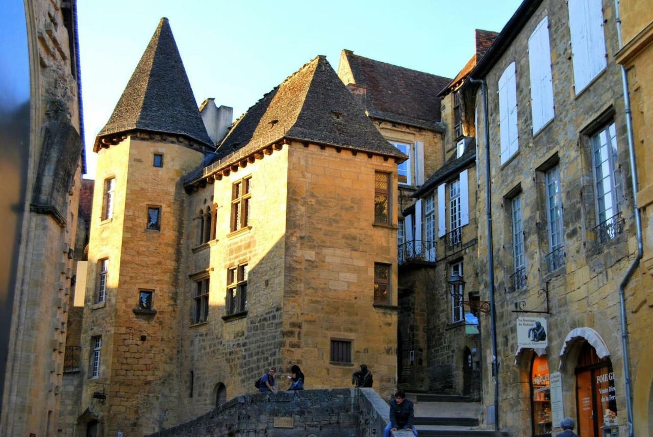 Bel Appartement Lumineux Et Zen Sarlat-la-Caneda Luaran gambar